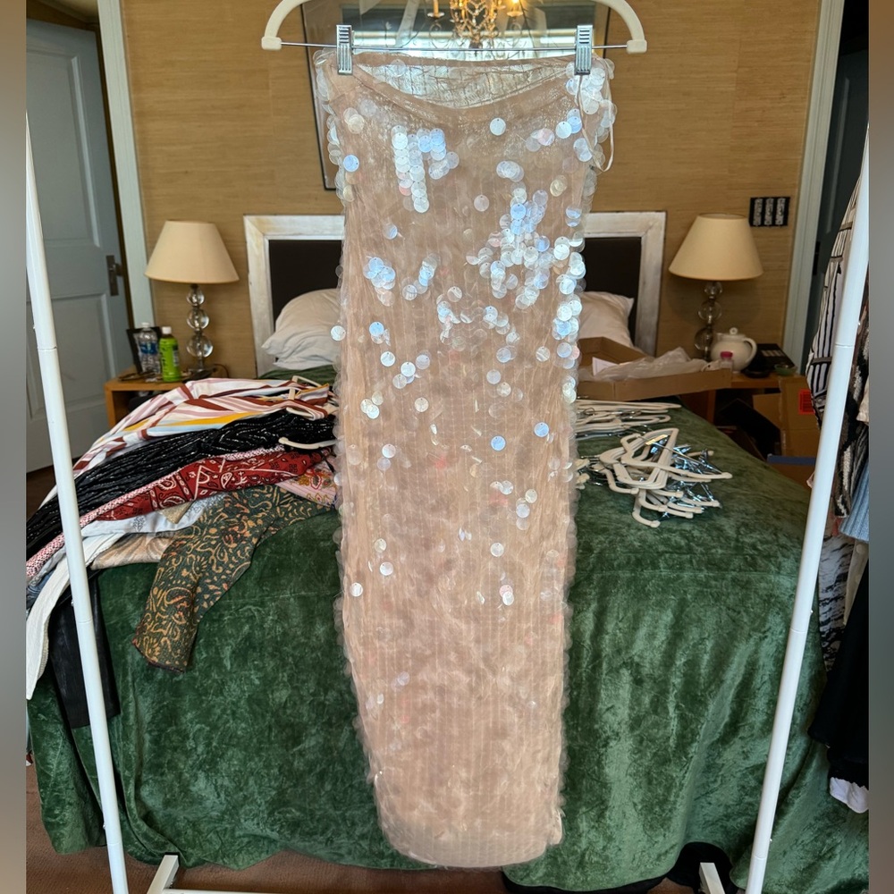 Pale Pink/Cream Sequin Form Fitting Midi Tube Dress
